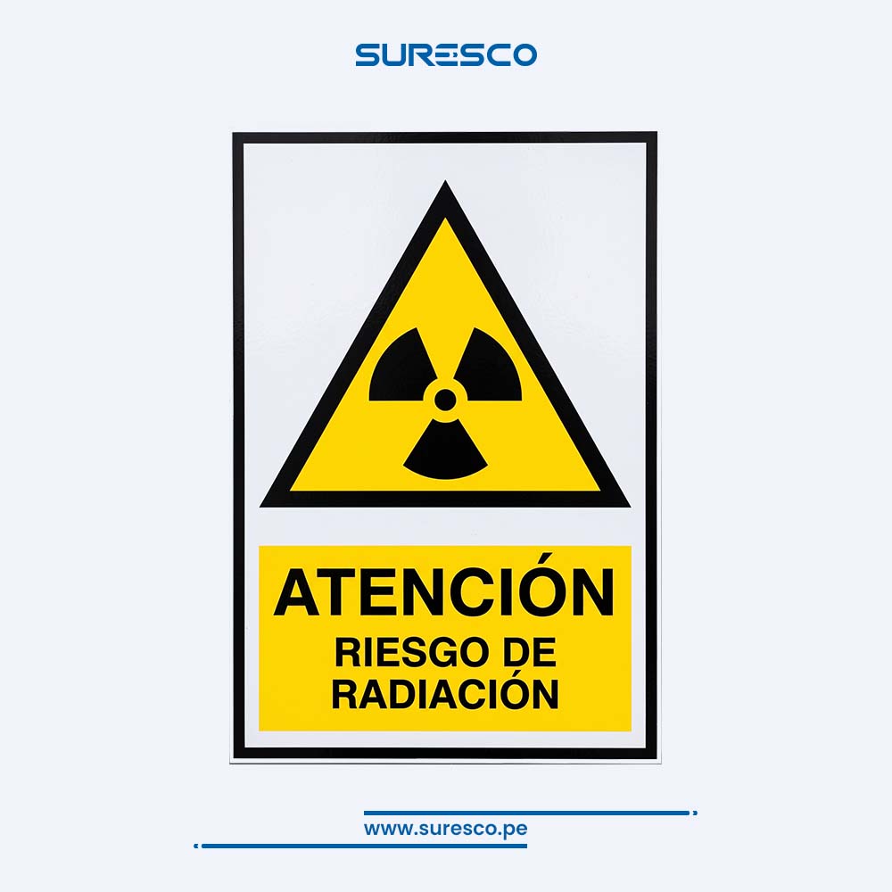Señalética Advertencia - RIESGO DE RADIACIÓN